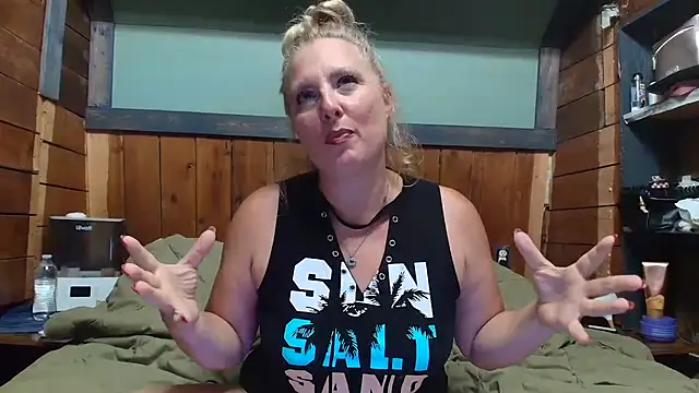 lisaxlovexxx online show from July 6, 2026, 1:45 am