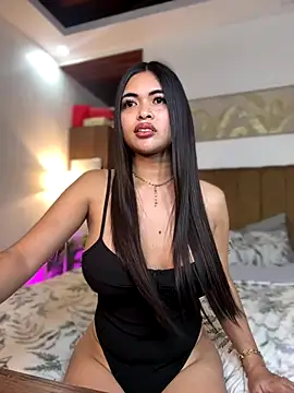 Bombshell Ashy online show from January 7, 2026, 5:01 am