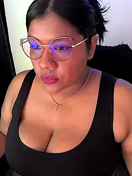 Snapshot of paola091 chatting on March 19, 2026, 12:10 am paola091 online show from March 19, 2026, 12:10 am