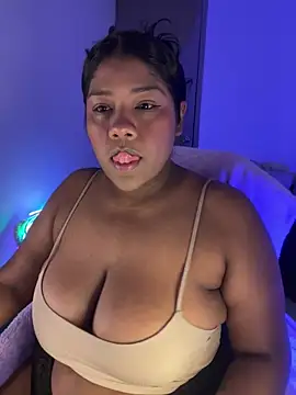 paola091 online show from June 22, 2026, 12:02 pm