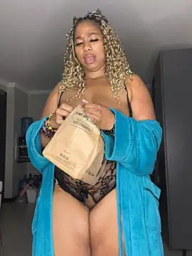 CurvyDesire1 online show from July 13, 2026, 9:14 pm