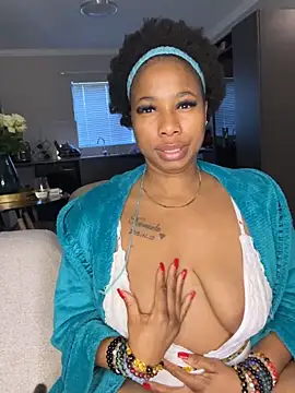 CurvyDesire1 online show from June 7, 2026, 6:07 am