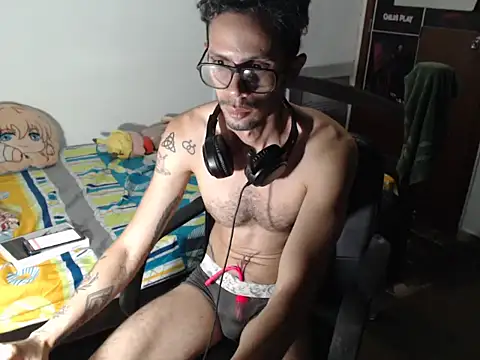 alisterxxx online show from July 22, 2026, 2:57 am
