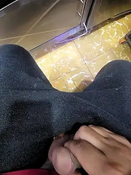 Elecuatoriano365 online show from March 23, 2026, 7:36 pm