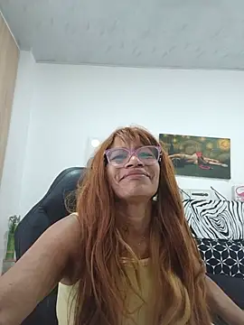 Snapshot of BustyMilf_ chatting on July 4, 2026, 12:00 pm BustyMilf online show from July 4, 2026, 12:00 pm