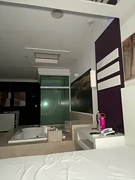 jasminesummer online show from January 19, 2026, 3:16 pm