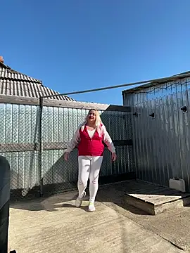 Snapshot of SabinaSweety chatting on March 4, 2026, 12:24 pm SabinaSweety online show from March 4, 2026, 12:24 pm