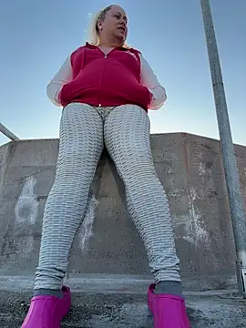 Snapshot of SabinaSweety chatting on March 16, 2026, 3:26 pm SabinaSweety online show from March 16, 2026, 3:26 pm