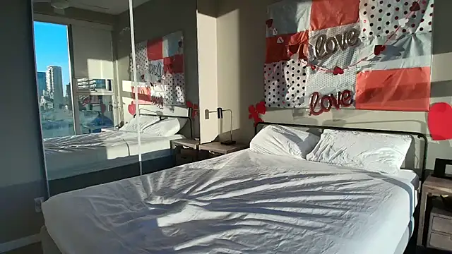 MikyFoxx online show from February 12, 2025, 12:48 am