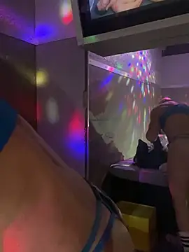 MikyFoxx online show from January 18, 2025, 2:03 am