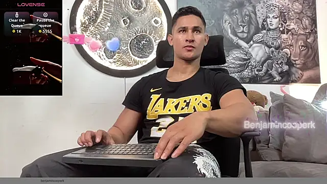 BenjaminCooperk online show from November 11, 2025, 3:12 am