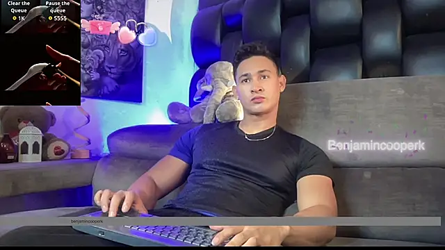 BenjaminCooperk online show from November 19, 2025, 6:46 am