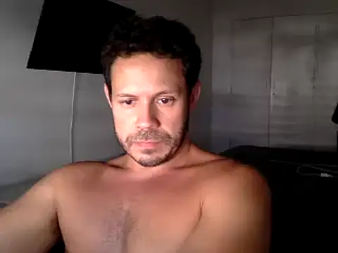 FelipeRiver online show from February 11, 2025, 6:44 pm