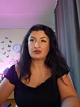 Hotangel75 online show from November 3, 2025, 9:35 am