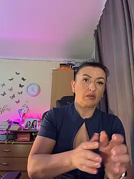 Hotangel75 online show from May 26, 2026, 9:29 am