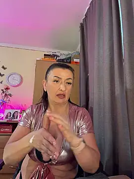 Hotangel75 online show from May 20, 2026, 8:22 am