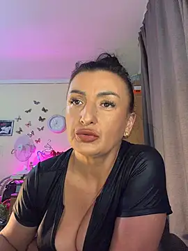 Hotangel75 online show from July 17, 2026, 5:59 am