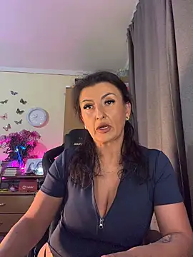 Hotangel75 online show from June 7, 2026, 5:51 pm