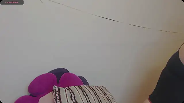 Lady Adrianna online show from September 12, 2025, 7:57 pm