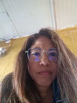 mila38 online show from May 5, 2026, 10:40 am