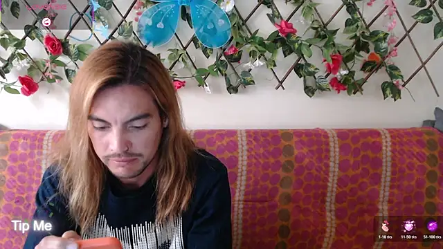 Jack Emily1 online show from November 14, 2025, 5:49 pm