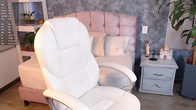 niko robin online show from September 11, 2025, 8:20 pm