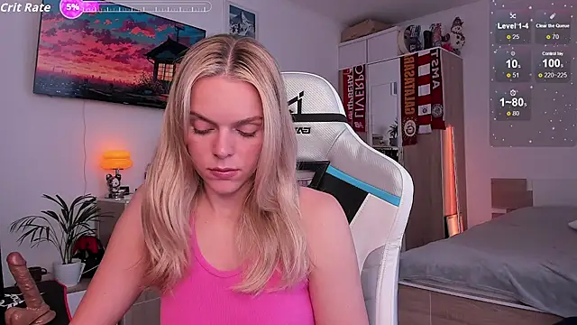 CharliSweet online show from September 15, 2025, 12:16 pm