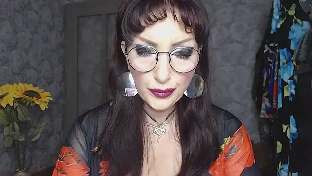Aziza1 online show from July 4, 2026, 2:32 pm