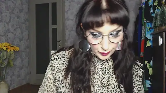 Aziza1 online show from October 14, 2025, 3:01 pm