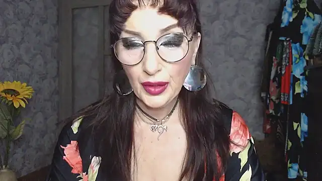 Snapshot of Aziza1 chatting on June 19, 2026, 1:28 pm Aziza1 online show from June 19, 2026, 1:28 pm