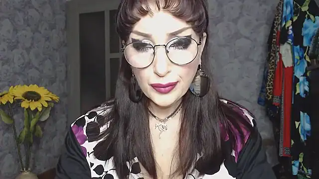 Aziza1 online show from April 21, 2026, 3:07 pm