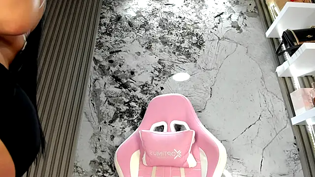 Loren Baker online show from November 29, 2025, 5:02 pm