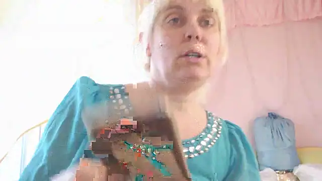 SunnySylvia online show from February 25, 2026, 12:49 pm
