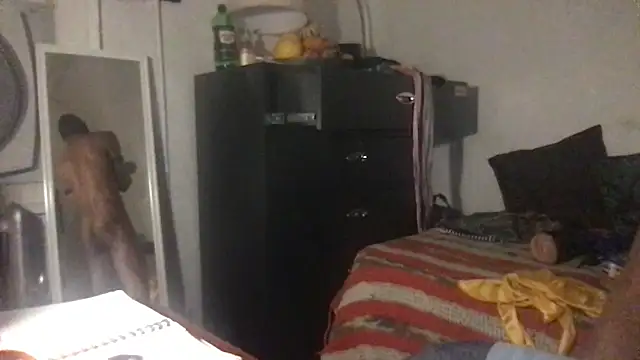 Snapshot of sashamate chatting on October 19, 2025, 7:33 am sashamate online show from October 19, 2025, 7:33 am