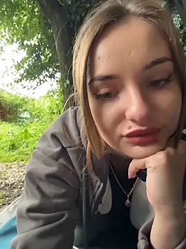 Snapshot of Night_dreams chatting on May 27, 2026, 10:00 am Night dreams online show from May 27, 2026, 10:00 am