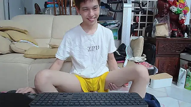 andrewooi online show from February 26, 2025, 1:11 pm