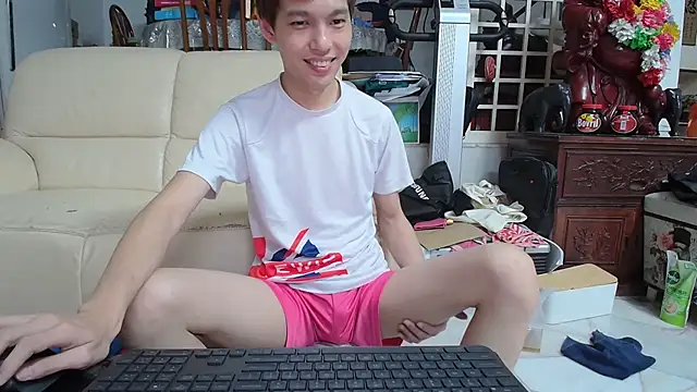 andrewooi online show from March 12, 2025, 6:43 pm