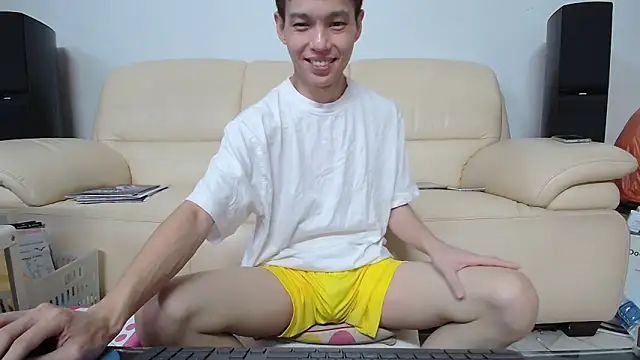 andrewooi online show from September 10, 2025, 5:23 pm