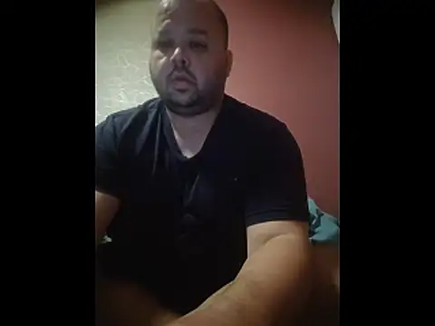 Strongbutgentle36 online show from May 28, 2026, 5:59 am