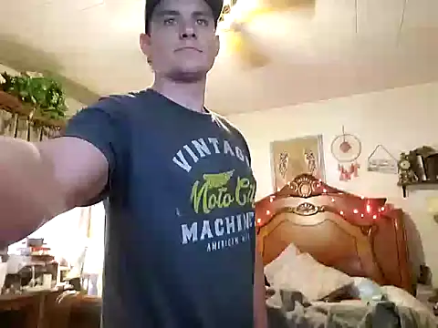 Snapshot of MaddyC6992 chatting on January 16, 2025, 3:56 pm MaddyC6992 online show from January 16, 2025, 3:56 pm