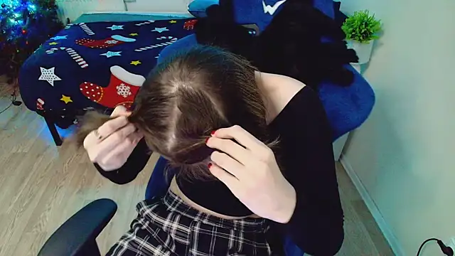 CranberryHot online show from February 9, 2026, 8:07 pm