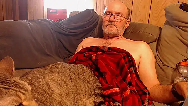 Snapshot of snickers1 chatting on July 10, 2026, 5:18 am snickers1 online show from July 10, 2026, 5:18 am