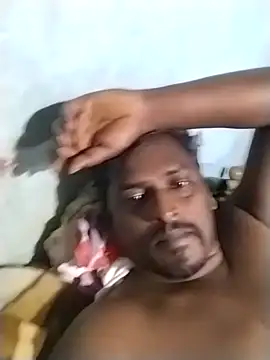 Snapshot of rohanhotguy chatting on February 14, 2026, 5:57 pm rohanhotguy online show from February 14, 2026, 5:57 pm