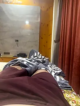 arju9699 online show from September 13, 2025, 9:37 pm