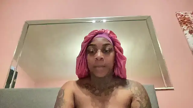 Creamesensation online show from February 18, 2025, 8:16 am