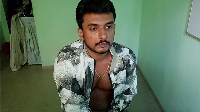 daringcutie online show from October 24, 2025, 9:30 am