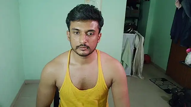 daringcutie online show from March 24, 2026, 8:14 am