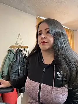 latinfemale online show from February 14, 2026, 9:48 pm