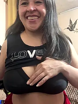 latinfemale online show from October 26, 2025, 12:00 am