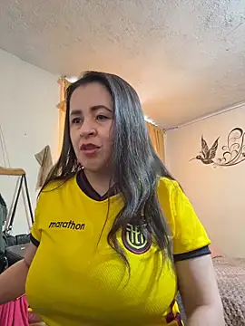 latinfemale online show from June 30, 2026, 8:20 pm